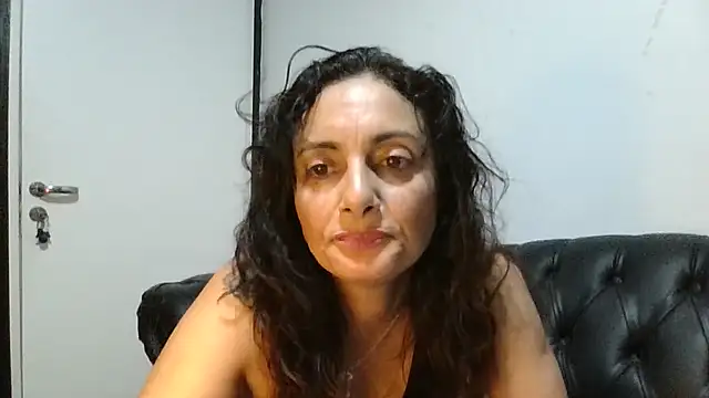 Snapshot of dulcefanny chatting on 07/16/26, 04:57 dulcefanny online show from 07/16/26, 04:57