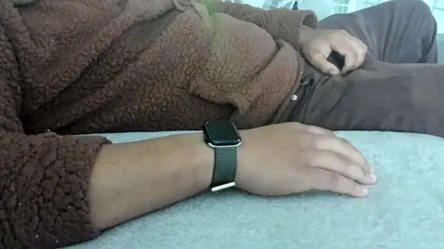 Snapshot of caramelizedzeus chatting on 10/26/25, 05:08 caramelizedzeus online show from 10/26/25, 05:08