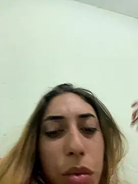 loirinhaaa online show from 10/09/25, 01:25