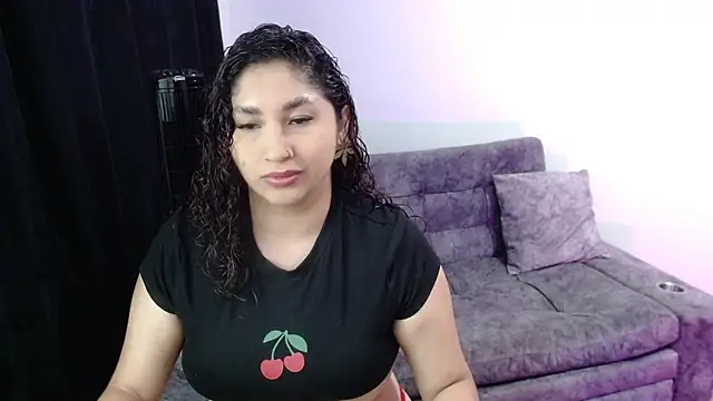 Gia Dior online show from 05/09/26, 12:27
