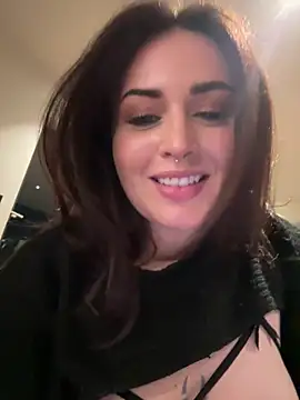 Snapshot of Kristyoff chatting on 03/25/26, 01:00 Kristyoff online show from 03/25/26, 01:00