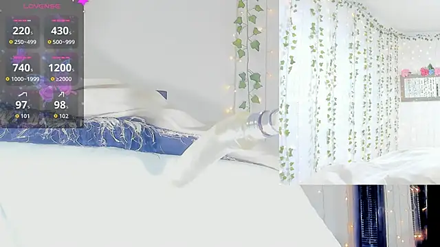 Snapshot of Ashley__Jones__ chatting on 03/26/26, 09:04 Ashley Jones online show from 03/26/26, 09:04