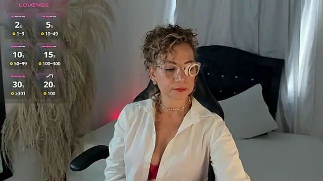 Jademommy  online show from 11/07/25, 06:08