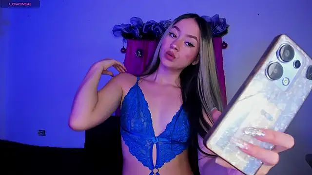 Shairaclark  online show from 12/03/25, 01:02