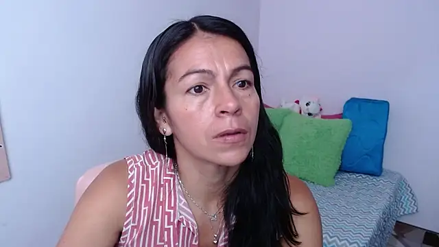 Snapshot of camilavargas_ chatting on 02/26/26, 03:22 camilavargas online show from 02/26/26, 03:22