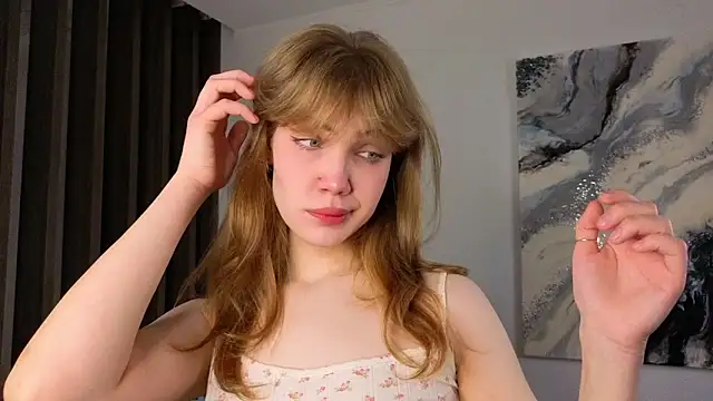 pienaple online show from 11/26/25, 04:13