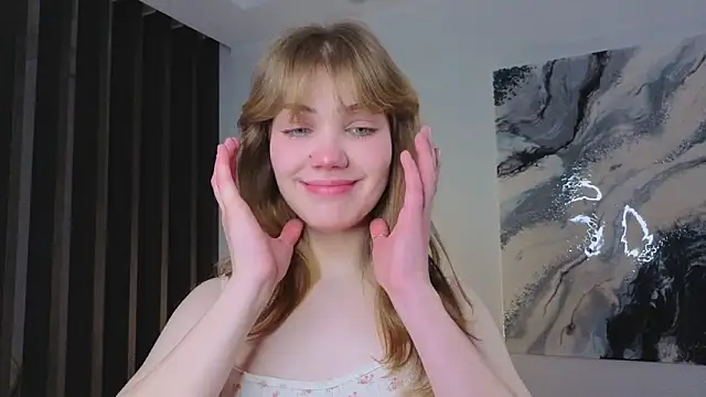 pienaple online show from 12/17/25, 04:07