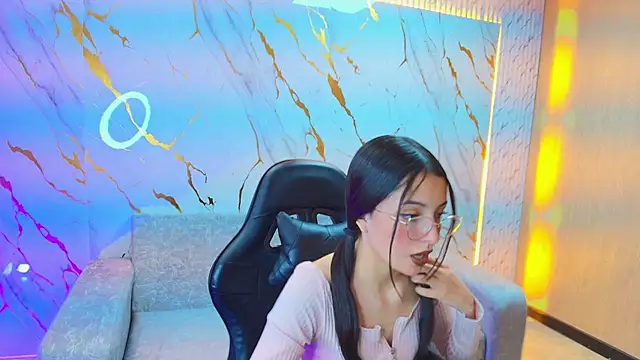 sophiadoll tf online show from 09/24/25, 07:50