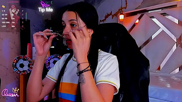 sophiadoll tf online show from 06/17/26, 01:01