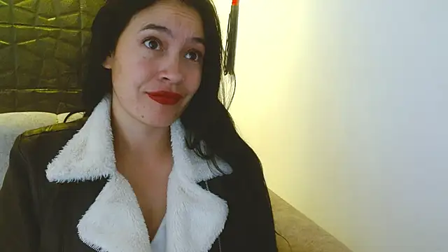 cristal1609 online show from 10/04/25, 01:09