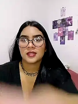 Snapshot of Renata_Zoe chatting on 09/28/25, 01:55 Renata Zoe online show from 09/28/25, 01:55