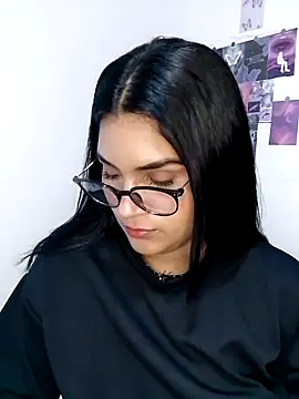 Snapshot of Renata_Zoe chatting on 10/09/25, 02:20 Renata Zoe online show from 10/09/25, 02:20
