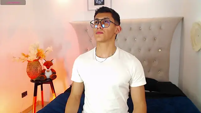 SalvadorFit online show from 09/22/25, 08:22