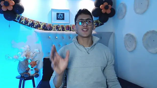 SalvadorFit online show from 10/14/25, 08:42