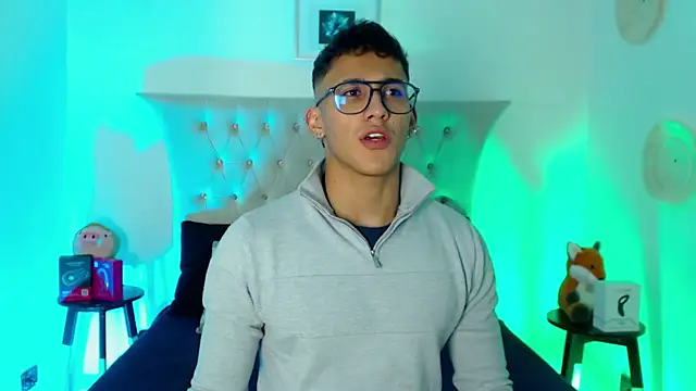 SalvadorFit online show from 11/25/25, 08:42