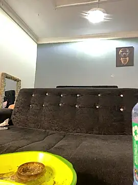 Daavikolovivi online show from 01/11/26, 08:25