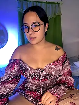 sacha torres02 online show from 12/04/25, 01:48