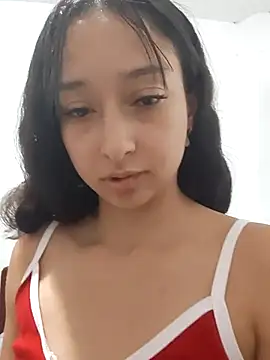 Snapshot of Vale_stone_ chatting on 03/01/26, 11:07 Vale stone online show from 03/01/26, 11:07