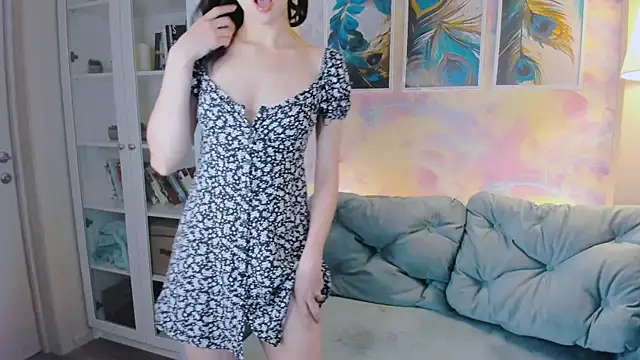 Snapshot of nancy_posh chatting on 11/22/25, 04:06 nancy posh online show from 11/22/25, 04:06