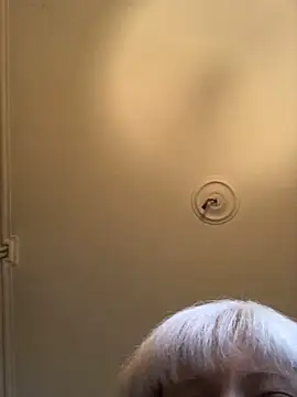 juliaoneandonly online show from 10/02/25, 10:33