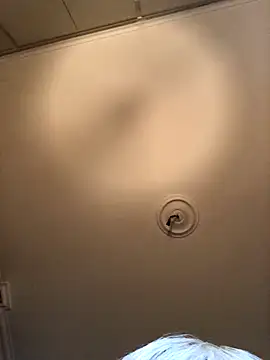 juliaoneandonly online show from 10/04/25, 10:46