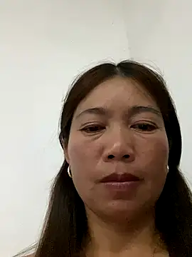 Milky-milk online show from 10/13/25, 02:06