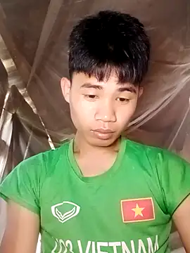 Snapshot of Nhyy_xx chatting on 04/16/26, 01:28 Nhyy xx online show from 04/16/26, 01:28