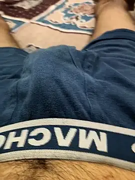 king boy070 online show from 10/31/25, 06:47