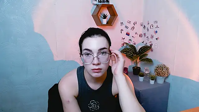 Snapshot of MiraBabe_ chatting on 09/19/25, 11:44 MiraBabe  online show from 09/19/25, 11:44