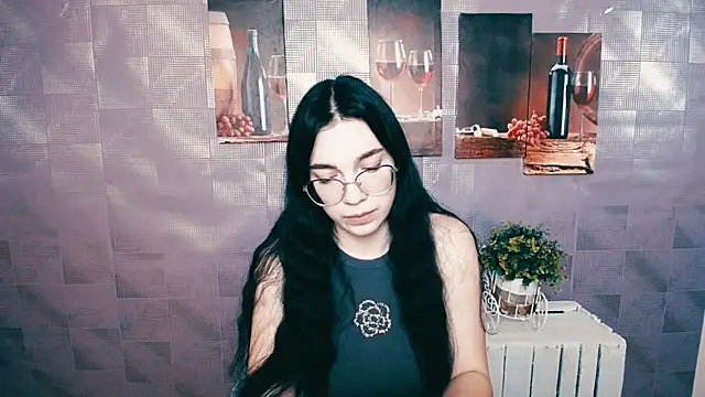 Snapshot of MiraBabe_ chatting on 09/22/25, 08:16 MiraBabe  online show from 09/22/25, 08:16