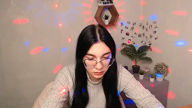 Snapshot of MiraBabe_ chatting on 10/06/25, 08:34 MiraBabe  online show from 10/06/25, 08:34