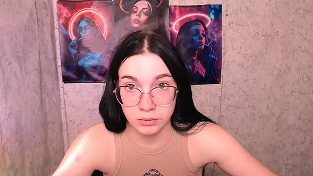 Snapshot of MiraBabe_ chatting on 10/16/25, 07:31 MiraBabe  online show from 10/16/25, 07:31