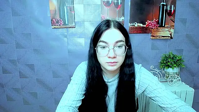 Snapshot of MiraBabe_ chatting on 10/21/25, 07:53 MiraBabe  online show from 10/21/25, 07:53