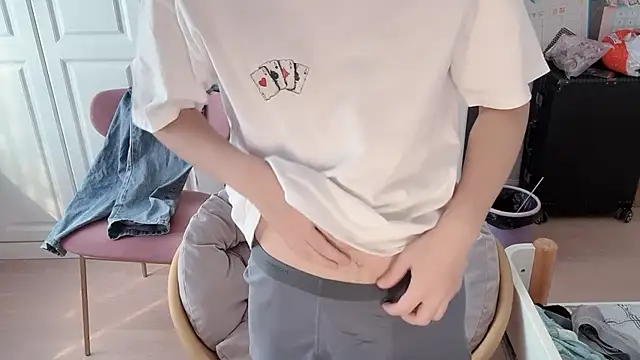 xlong00099 online show from 10/12/25, 06:12