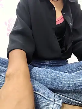 sassyishhu76 online show from 09/27/25, 08:52