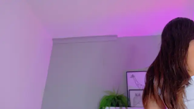 KeendraFox  online show from 11/03/25, 10:16