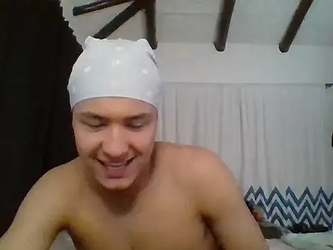 Snapshot of El_awo_ chatting on 09/26/25, 06:34 El awo  online show from 09/26/25, 06:34