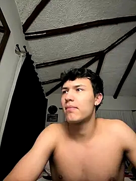 Snapshot of El_awo_ chatting on 10/16/25, 06:20 El awo  online show from 10/16/25, 06:20