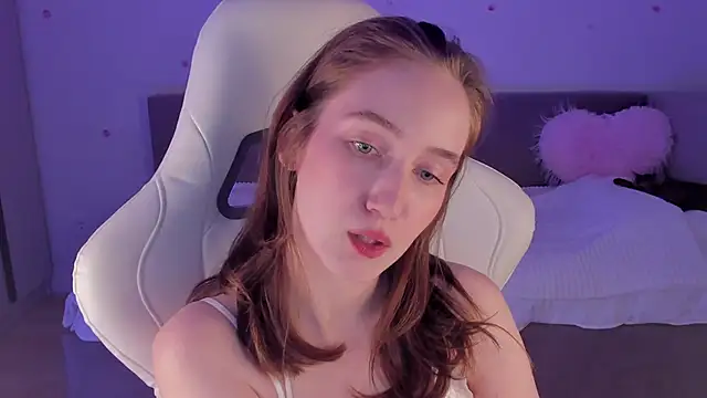 CrystalSoul  online show from 10/24/25, 03:30