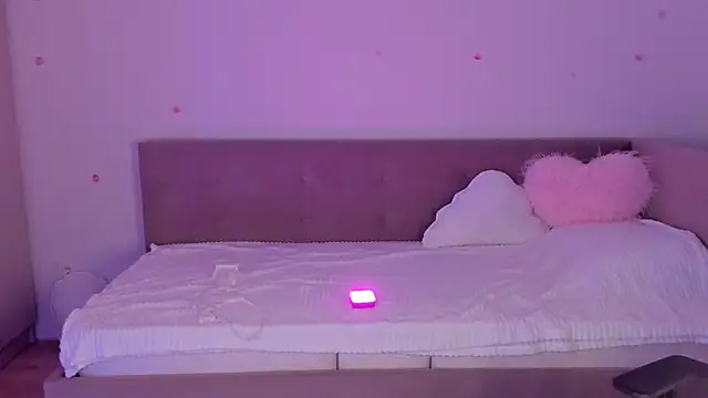 CrystalSoul  online show from 11/18/25, 11:25