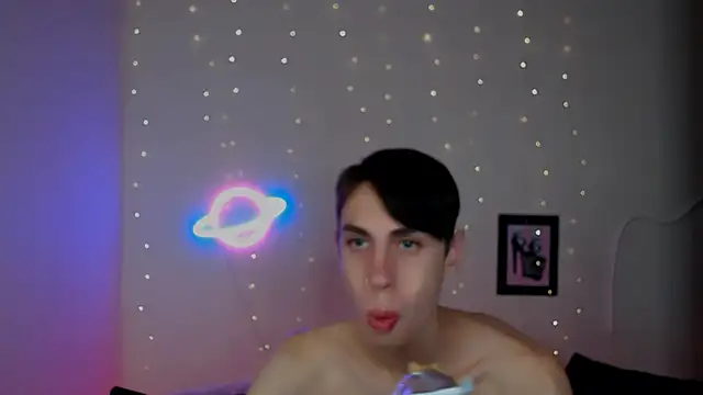 AlexNaughty14 online show from 12/21/25, 10:33