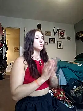 Snapshot of laradoom chatting on 10/03/25, 11:07 laradoom online show from 10/03/25, 11:07