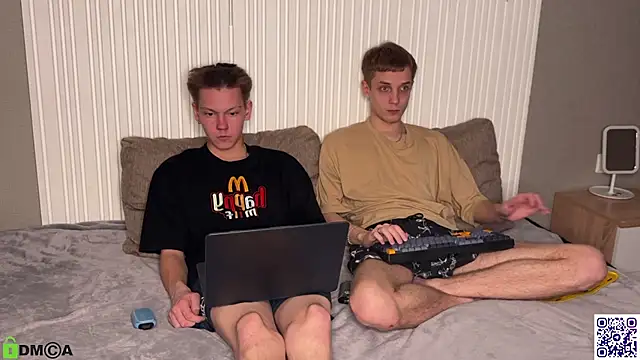 Snapshot of Eaton_ chatting on 10/18/25, 06:41 Eaton online show from 10/18/25, 06:41