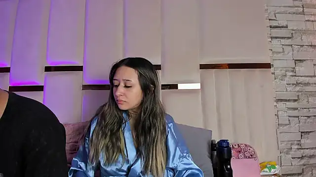 Snapshot of ANLLELOAndANGELA chatting on 06/09/26, 05:13 ANLLELOAndANGELA online show from 06/09/26, 05:13