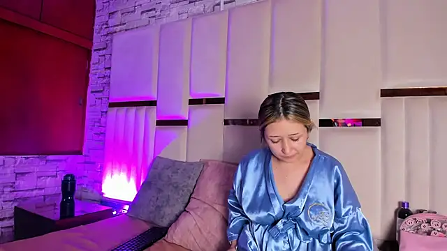 ANLLELOAndANGELA online show from 07/13/26, 05:49