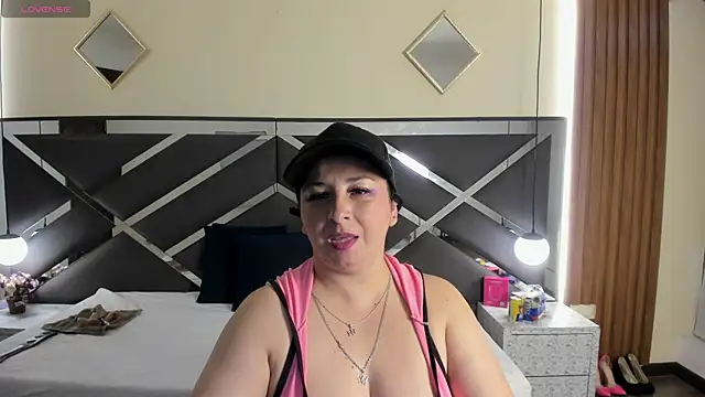 Snapshot of AgataThompson_ chatting on 02/20/26, 08:20 AgataThompson online show from 02/20/26, 08:20