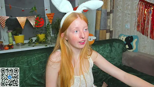 Snapshot of RitaSweety18 chatting on 10/29/25, 07:59 RitaSweety18 online show from 10/29/25, 07:59