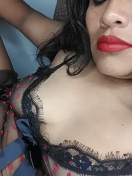 Snapshot of Karin_39 chatting on 05/16/26, 03:58 Karin 39 online show from 05/16/26, 03:58