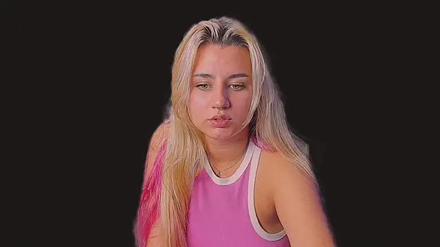 Snapshot of BarbaraSiren chatting on 09/18/25, 03:25 BarbaraSiren online show from 09/18/25, 03:25