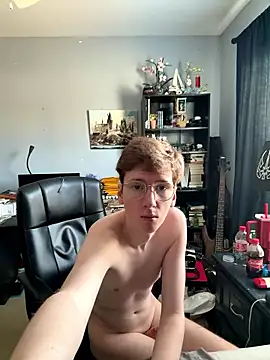Snapshot of blakesprettygoofy chatting on 01/13/26, 05:29 blakesprettygoofy online show from 01/13/26, 05:29